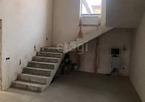 Дом 247м², 2-этажный, участок 4 сот.