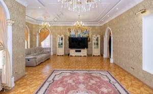 Дом 650м², 5-этажный, участок 6 сот.