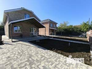 Дом 140м², 2-этажный, участок 4 сот.