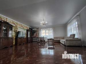 Дом 178м², 1-этажный, участок 6 сот.