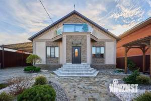 Дом 270м², 3-этажный, участок 6 сот.