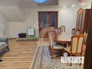 Коттедж 300м², 2-этажный, участок 10 сот.