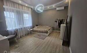 Дом 174м², 1-этажный, участок 8 сот.