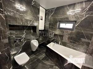 Дом 146м², 5-этажный, участок 4 сот.