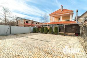 Дом 226м², 2-этажный, участок 7 сот.