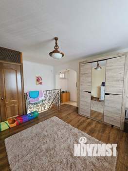 Дом 98м², 2-этажный, участок 5 сот.