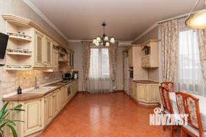 Дом 485м², 2-этажный, участок 8 сот.