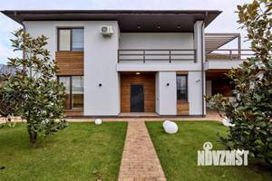 Дом 421м², 2-этажный, участок 11 сот.