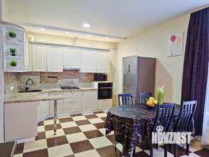 Таунхаус 142м², 3-этажный, участок 3 сот.