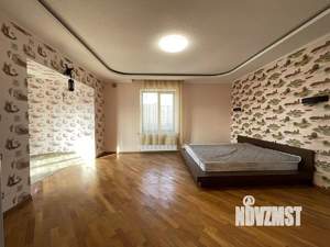 Дом 450м², 2-этажный, участок 10 сот.