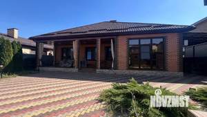 Дом 198м², 1-этажный, участок 6 сот.