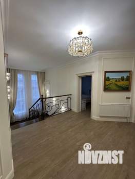 Дом 290м², 2-этажный, участок 7 сот.