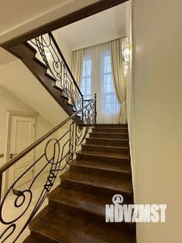 Дом 290м², 2-этажный, участок 7 сот.