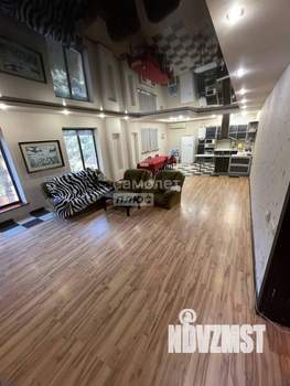 Дом 350м², 2-этажный, участок 4 сот.