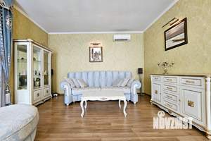 Дом 180м², 2-этажный, участок 6 сот.