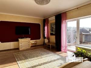 Коттедж 183м², 2-этажный, участок 7 сот.