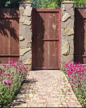 Дом 300м², 3-этажный, участок 8 сот.