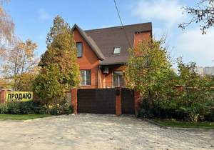 Дом 290м², 3-этажный, участок 8 сот.