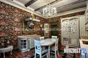 Дом 600м², 2-этажный, участок 30 сот.