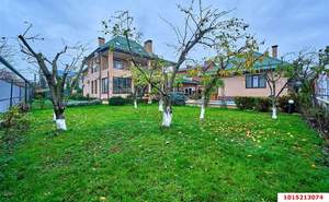 Дом 246м², 2-этажный, участок 10 сот.