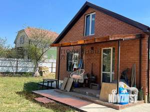 Дом 72м², 2-этажный, участок 6 сот.