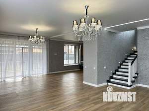 Дом 121м², 2-этажный, участок 6 сот.