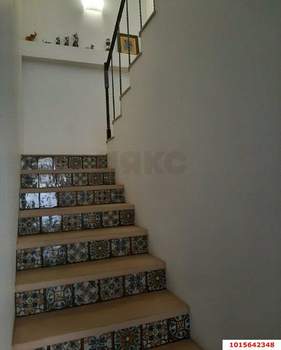 Дом 580м², 3-этажный, участок 6 сот.