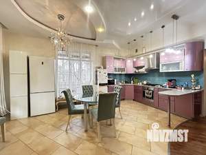 Дом 300м², 2-этажный, участок 20 сот.