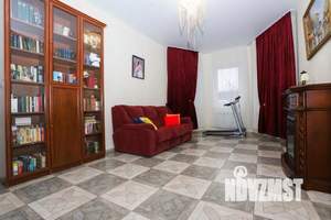 Дом 140м², 2-этажный, участок 3 сот.