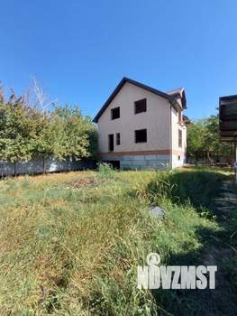 Дом 220м², 3-этажный, участок 8 сот.