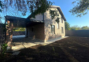 Дом 150м², 2-этажный, участок 4 сот.