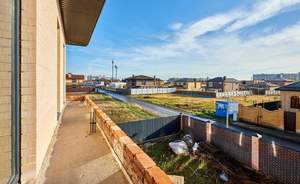 Дом 250м², 2-этажный, участок 6 сот.