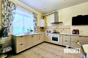 Дом 76м², 2-этажный, участок 8 сот.