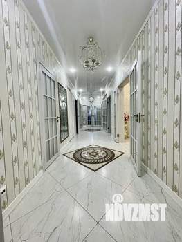 Дом 200м², 1-этажный, участок 3 сот.