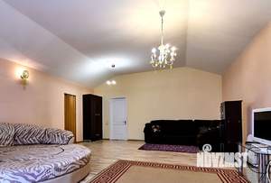 Дом 425м², 2-этажный, участок 10 сот.