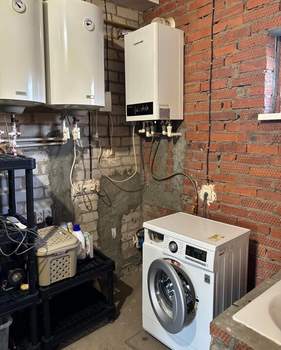 Дом 70м², 2-этажный, участок 6 сот.