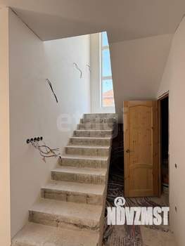 Дом 151м², 3-этажный, участок 421 сот.