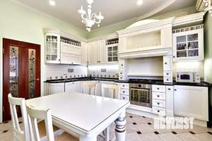 Дом 430м², 3-этажный, участок 9 сот.