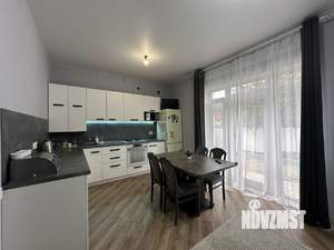 Дом 92м², 2-этажный, участок 4 сот.