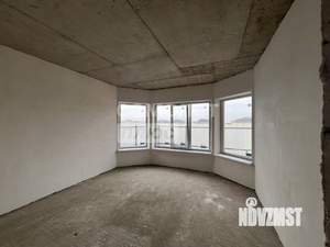 Дом 130м², 2-этажный, участок 4 сот.