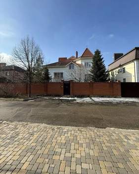 Дом 500м², 2-этажный, участок 7 сот.