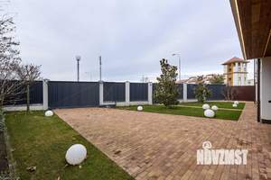 Дом 421м², 2-этажный, участок 11 сот.