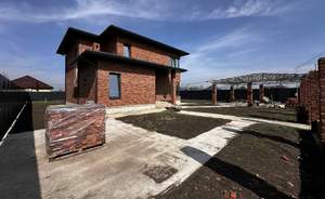 Дом 206м², 2-этажный, участок 10 сот.