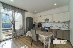 Дом 101м², 2-этажный, участок 3 сот.