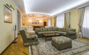 Дом 548м², 2-этажный, участок 6 сот.