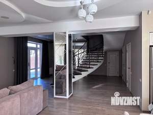 Дом 296м², 1-этажный, участок 7 сот.