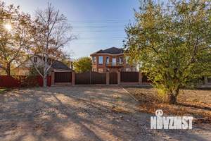 Дом 286м², 2-этажный, участок 10 сот.