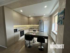 Дом 183м², 2-этажный, участок 9 сот.