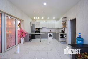 Дом 148м², 2-этажный, участок 3 сот.