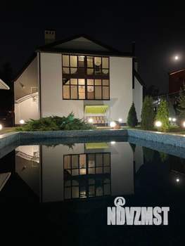 Дом 304м², 2-этажный, участок 10 сот.